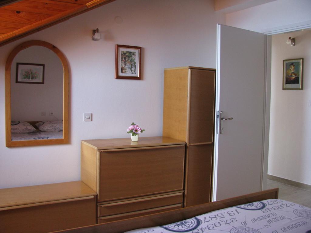Apartment Marietta Tribunj  Room photo